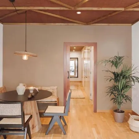 Babinga - 3 Bedroom And Balcony In Eixample Esquerra דירה