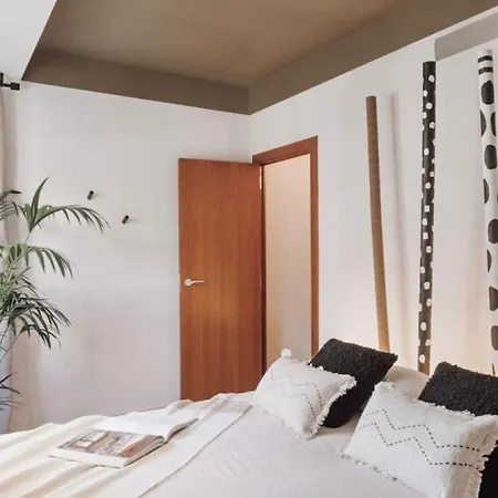 דירה Babinga - 3 Bedroom And Balcony In Eixample Esquerra