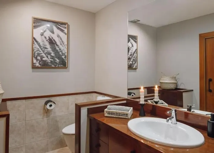 Babinga - 3 Bedroom And Balcony In Eixample Esquerra